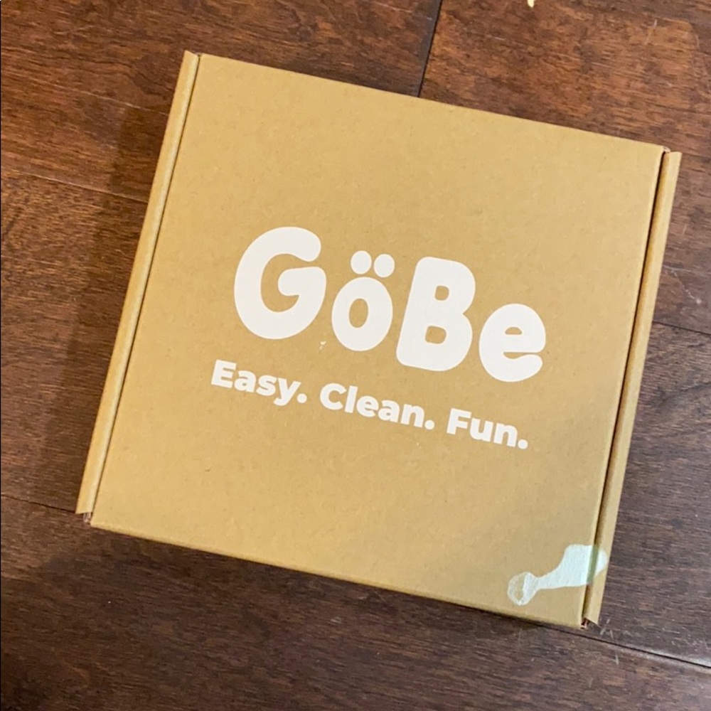NIB GoBe Snack Spinner Pink